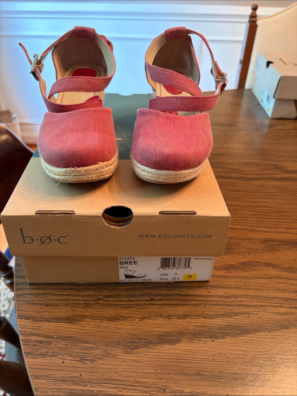 b.o.c. Bree Canvas Espadrille Wedge Sandals in Red